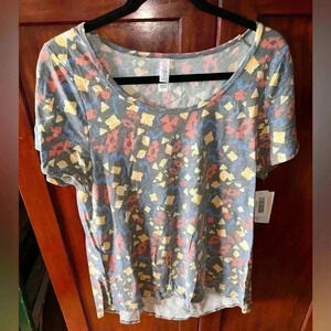 Lularoe large heather grey geometric Classic T. Faded retro vibe! NWT.